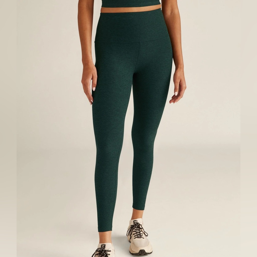 Beyond Yoga Caught in the Midi Green Spacedye